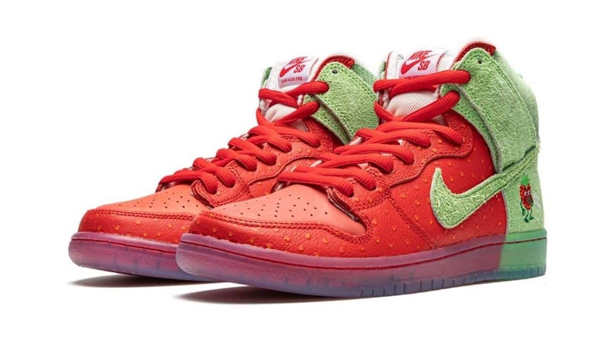 cái nhìn cận cảnh nike sb dunk high "strawberry cough"