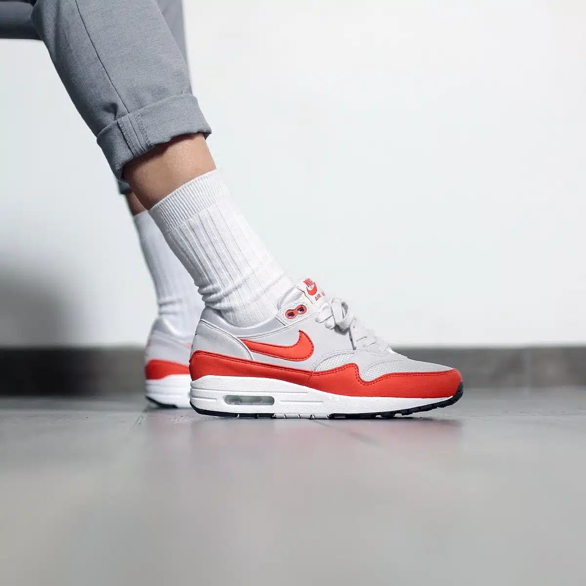 nhung-loi-khuyen-bo-ich-truoc-khi-mua-nike-air-max-1