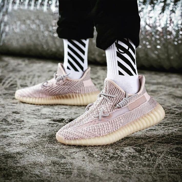 yeezy-boost-350-v2-synth-non-reflective-fv5578