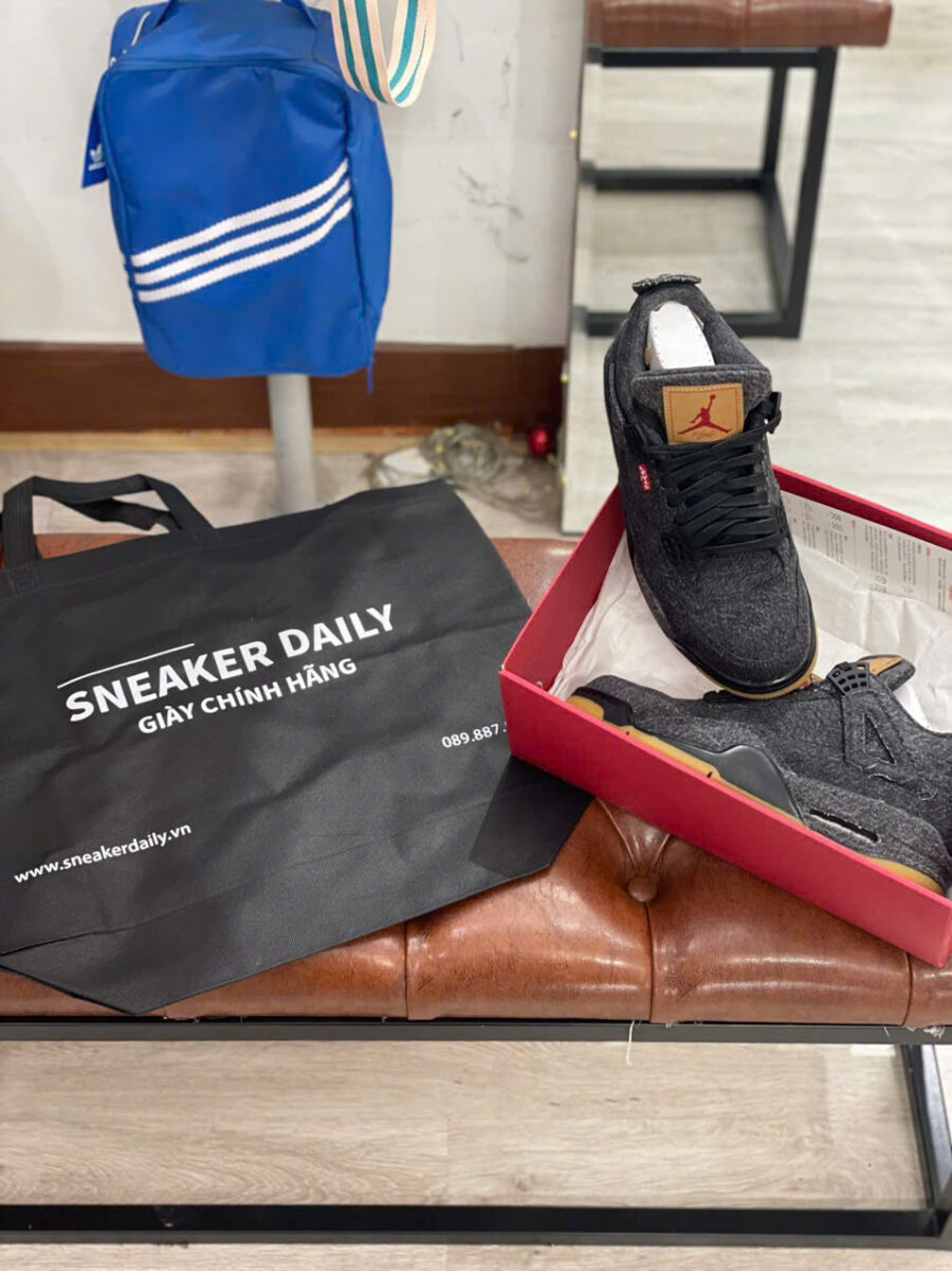giày nam levis x air jordan 4 black ao2571-001
