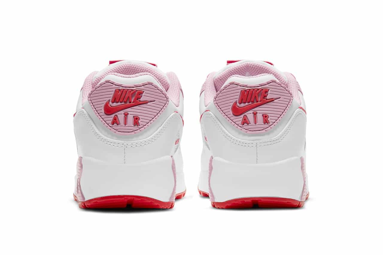 nike-air-max-90-valentines-day-an-chua-thong-diep-gi-?