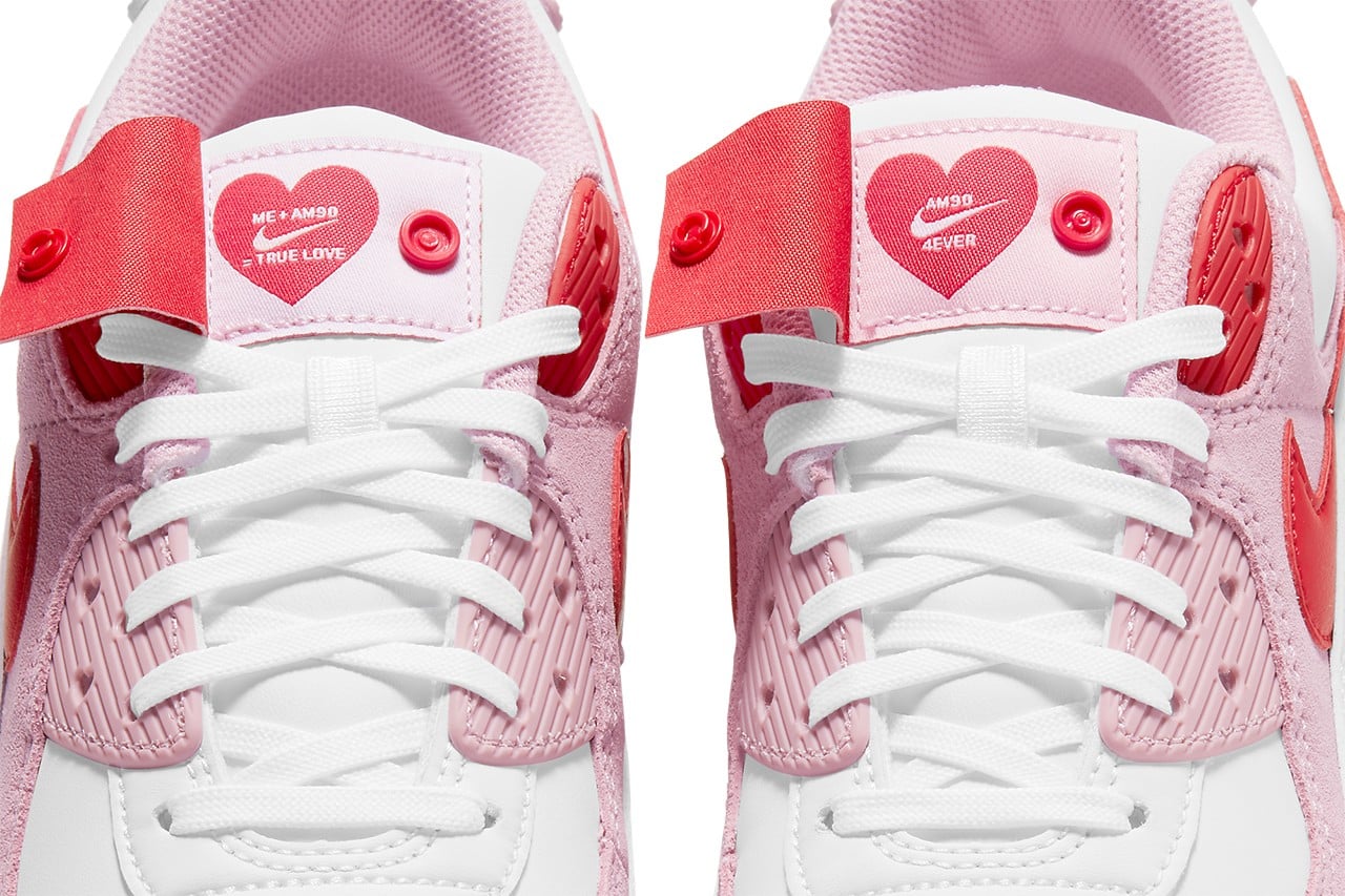 nike-air-max-90-valentines-day-an-chua-thong-diep-gi-?