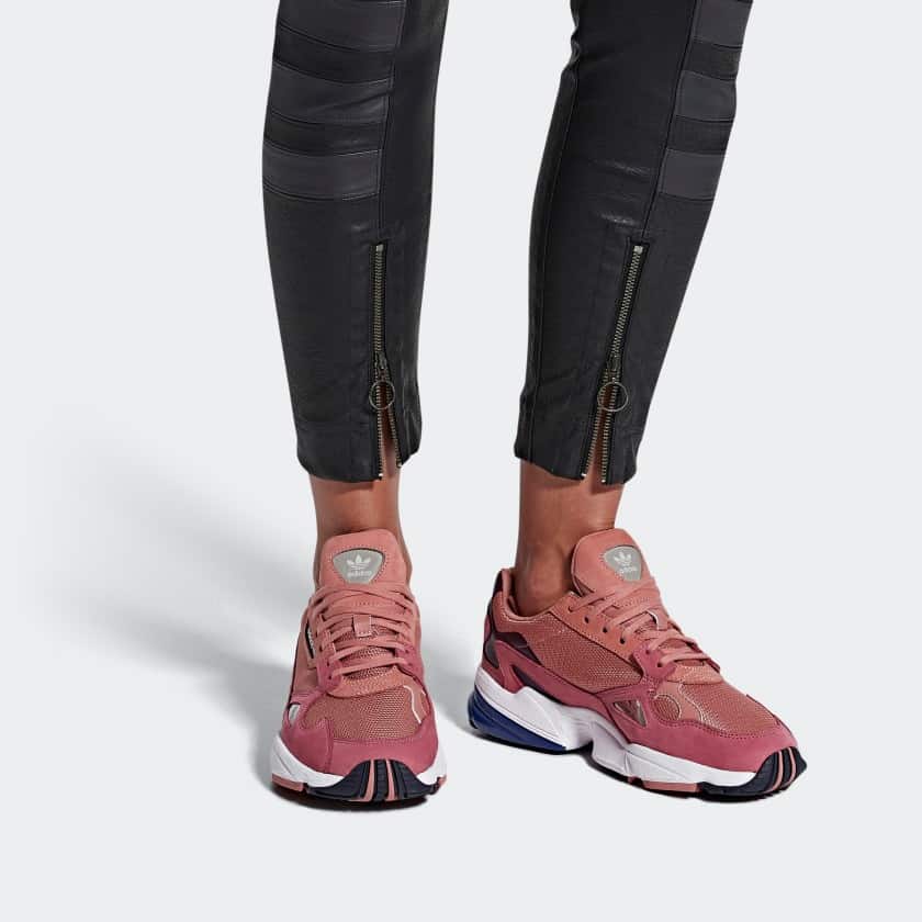 giày nữ adidas wmns falcon 'raw pink' d96700