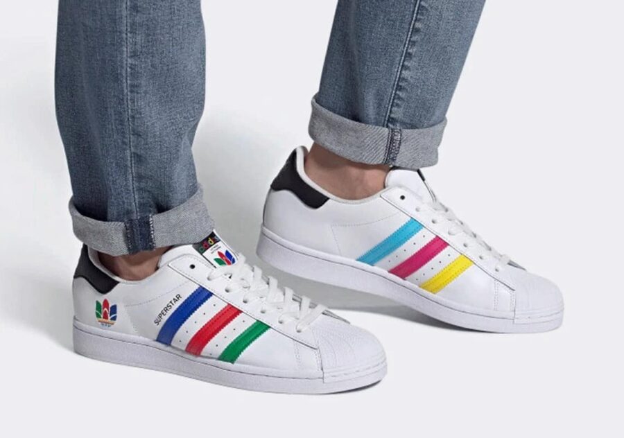 adidas-superstar-j-colorful-stripes-cloud-white-fw5236