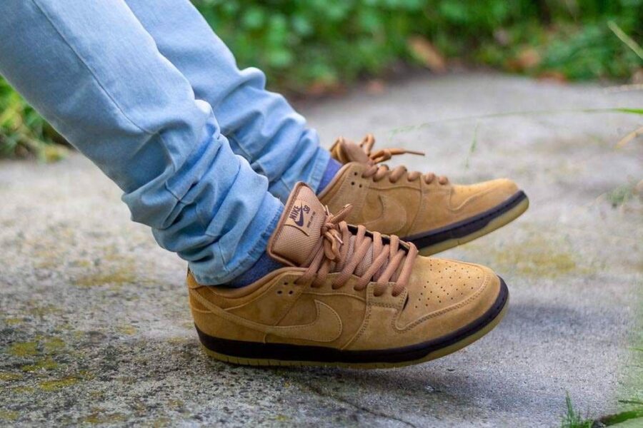 nike-dunk-low-pro-sb-wheat-mocha-bq6817-204