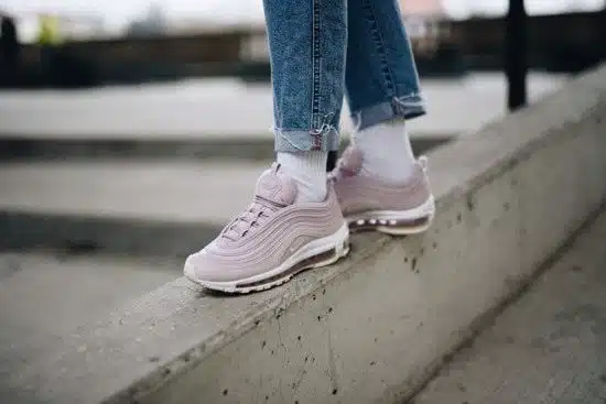 Nike women's air outlet max 97 premium pink