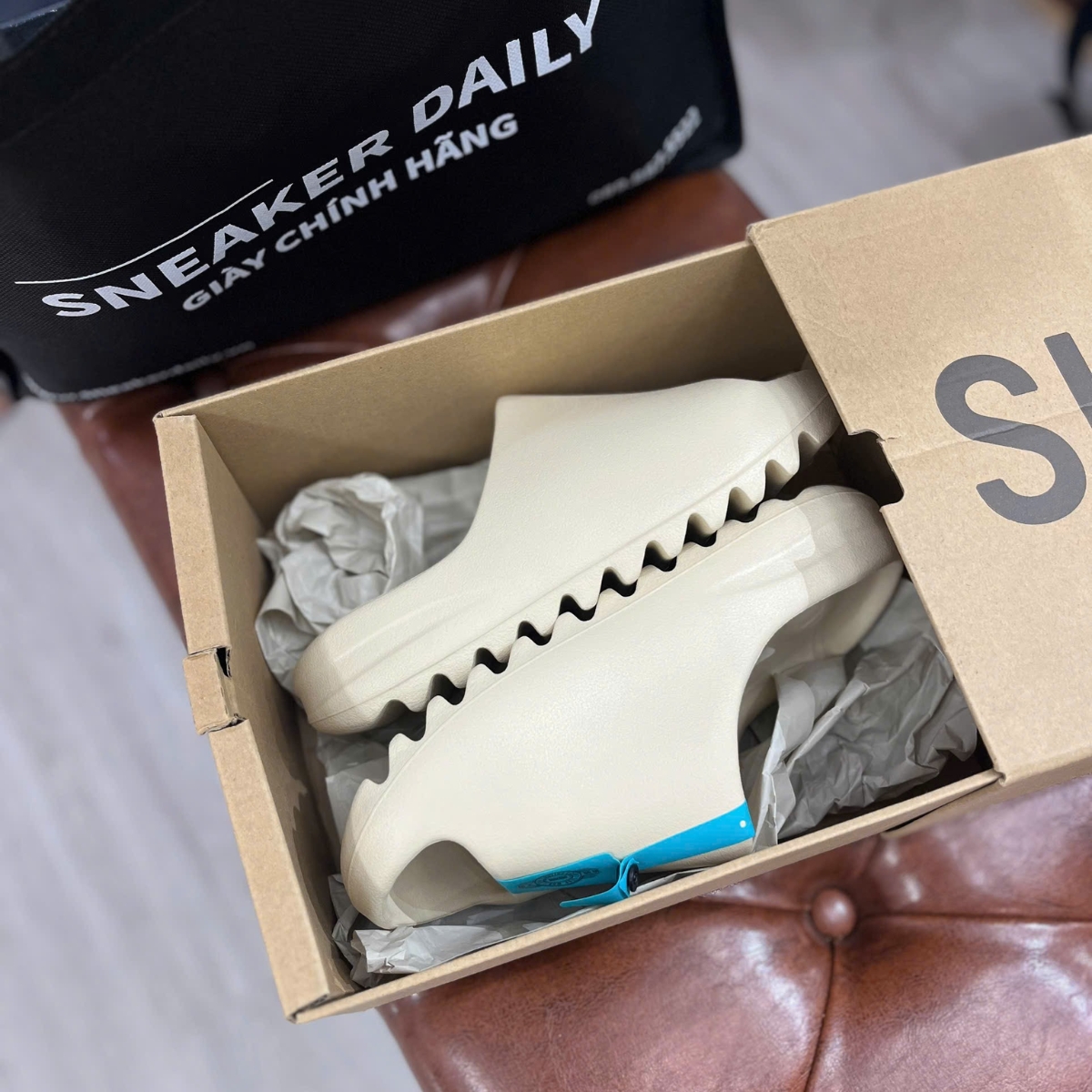 Dép Yeezy Slides 'Resin' 2021 FX0494/GZ5551