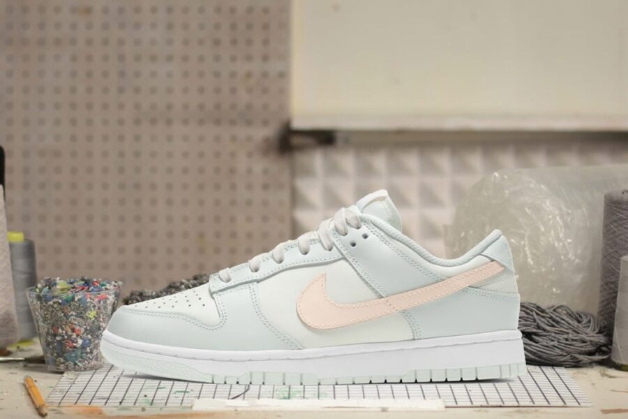 giay-nike-wmns-dunk-low-barely-green-dd1503-104