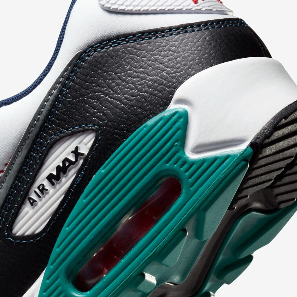 nike air max 90 backwards cap