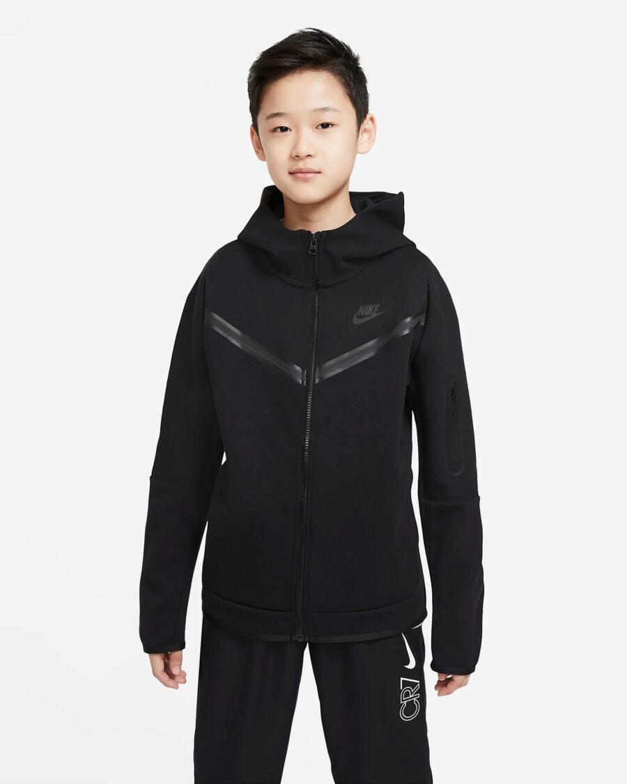 ao-nike-sportswear-tech-fleece-older-hoodie-black-cu9223-010