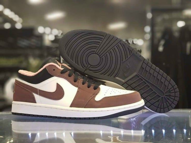 Giày Air Jordan 1 Low 'Mocha Brown' DC6991-200 - Sneaker Daily