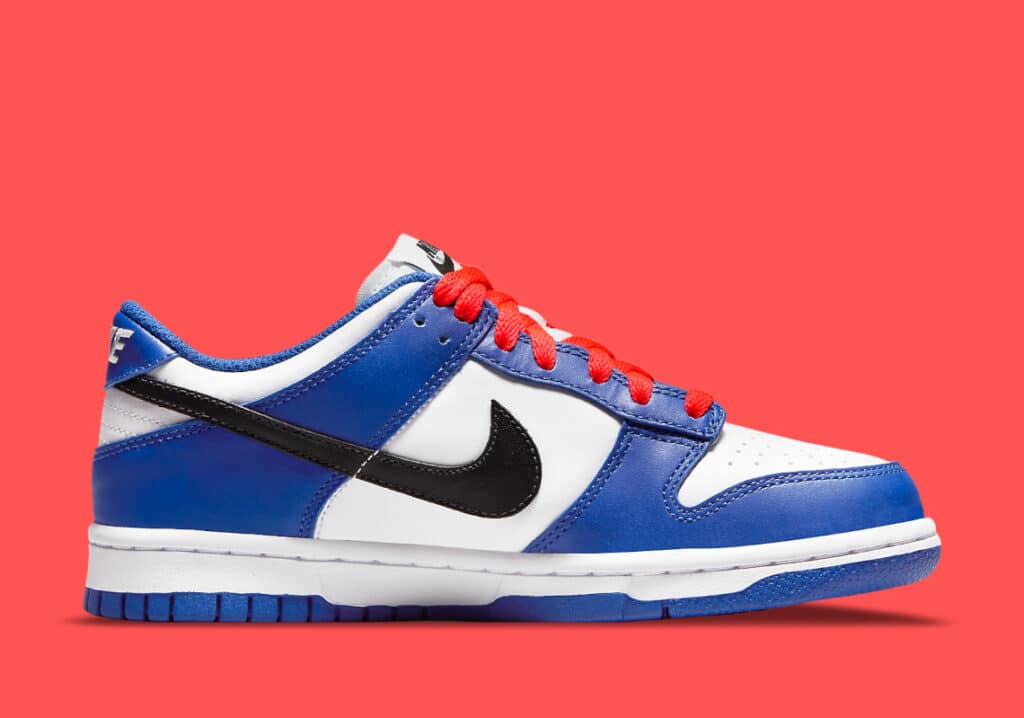 dunk royal crimson