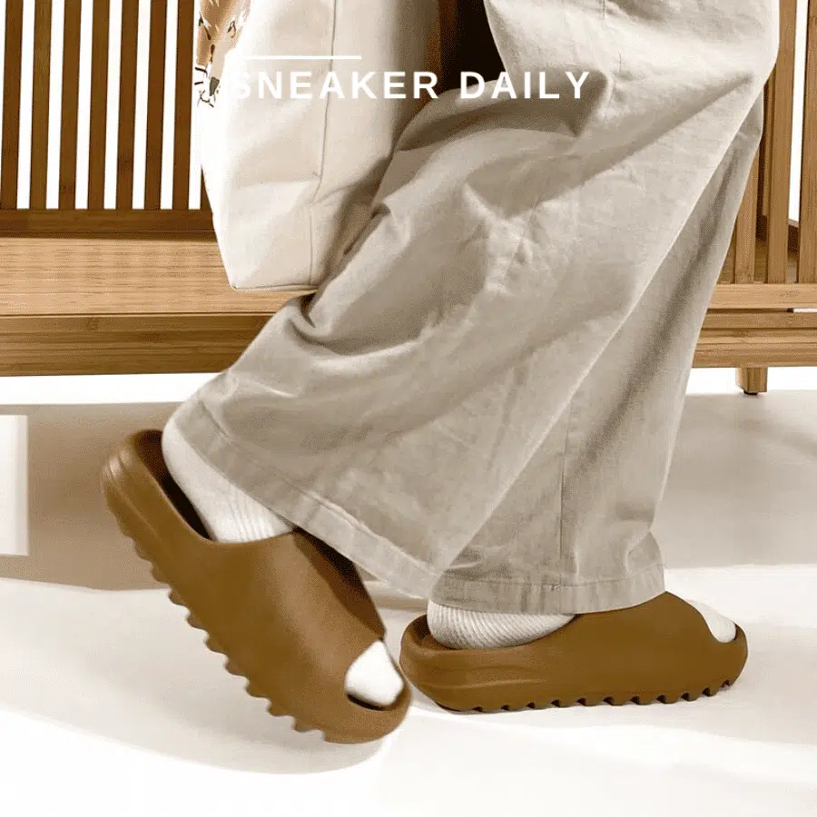 Yeezy Slide | Chnh hng, Gi r (2026)