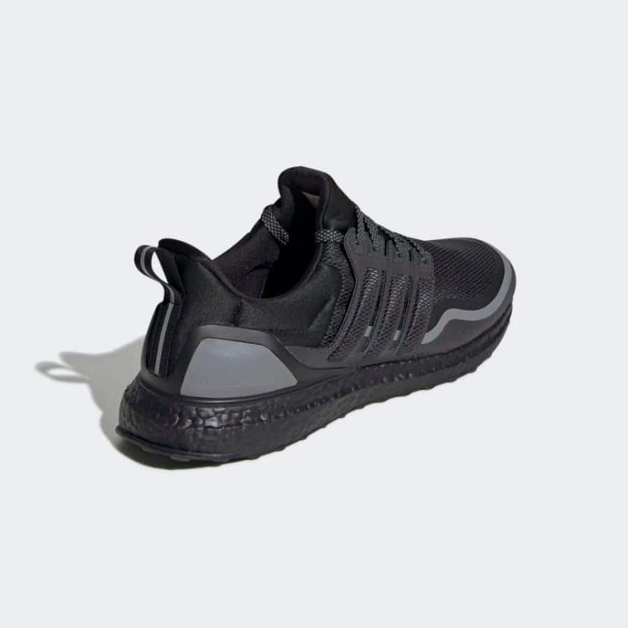 giay-adidas-ultraboost-reflective-black-eg8105
