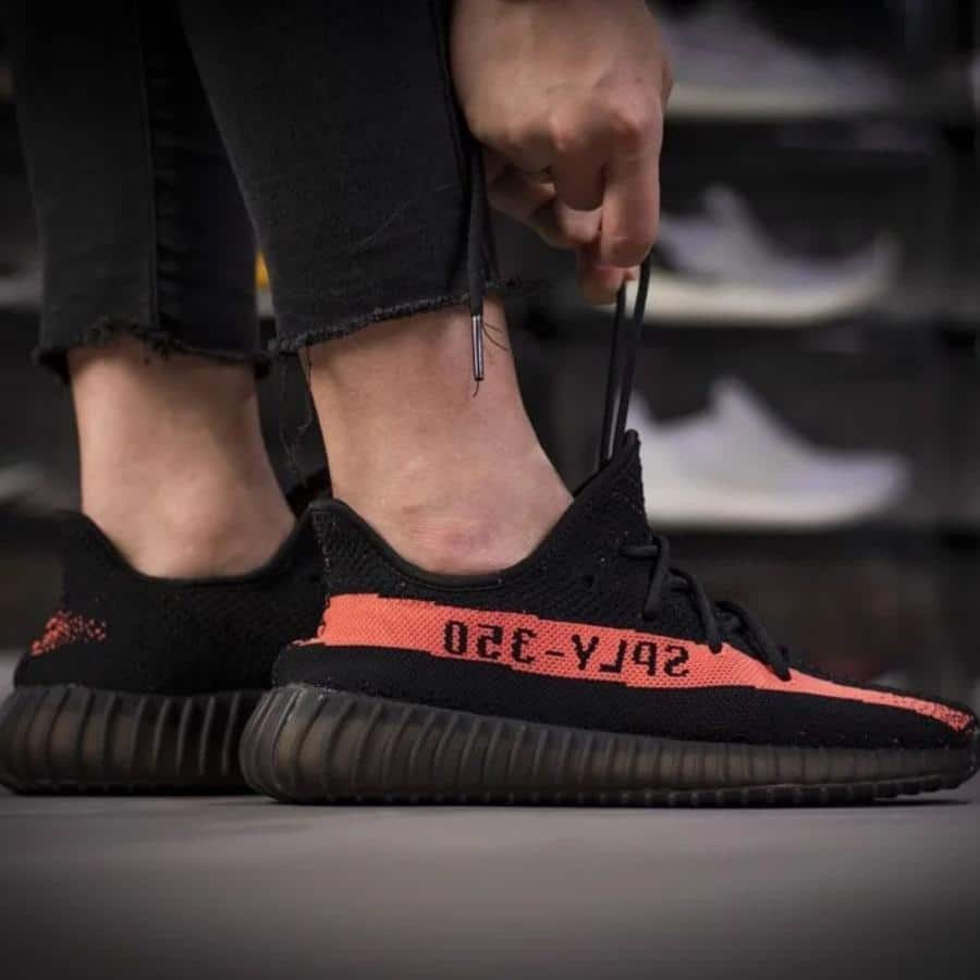 giày adidas yeezy boost 350 v2 'core black red' by9612