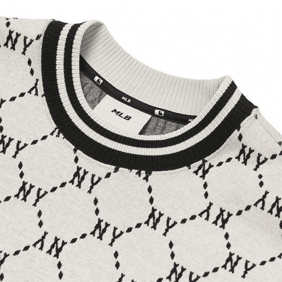 ao-sweater-mlb-monogram-sleeve-raglan-overfit-new-york-yankees-cream-3amtm0814-50crs