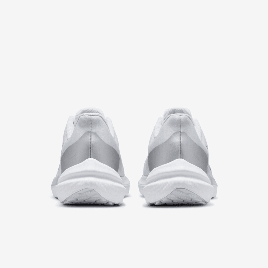 https://sneakerdaily.vn/san-pham/giay-nike-air-winflo-9-white-metallic-silver-dd8686-100/