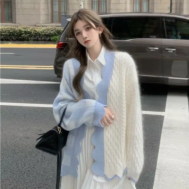 sơ mi nữ kết hợp với áo cardigan len