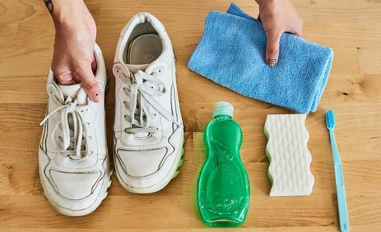 cách vệ sinh giày trắng đơn giản nhất tại nhà