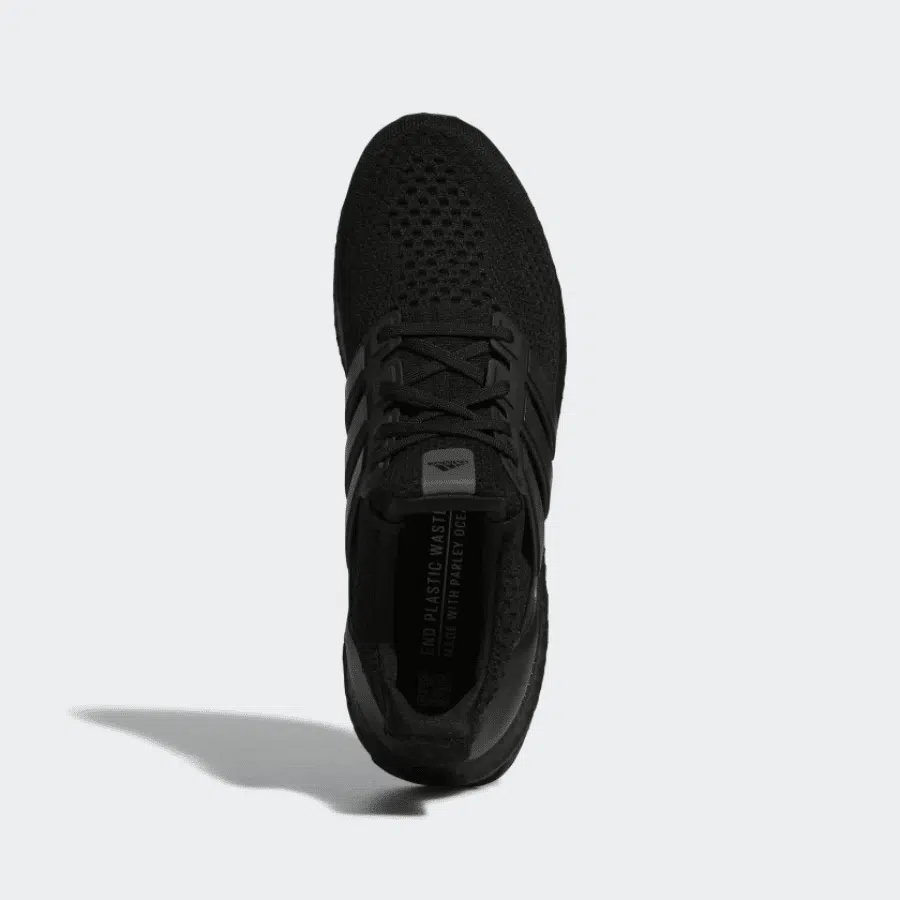 Adidas ultra boost cheap 5.0 triple black kyrie