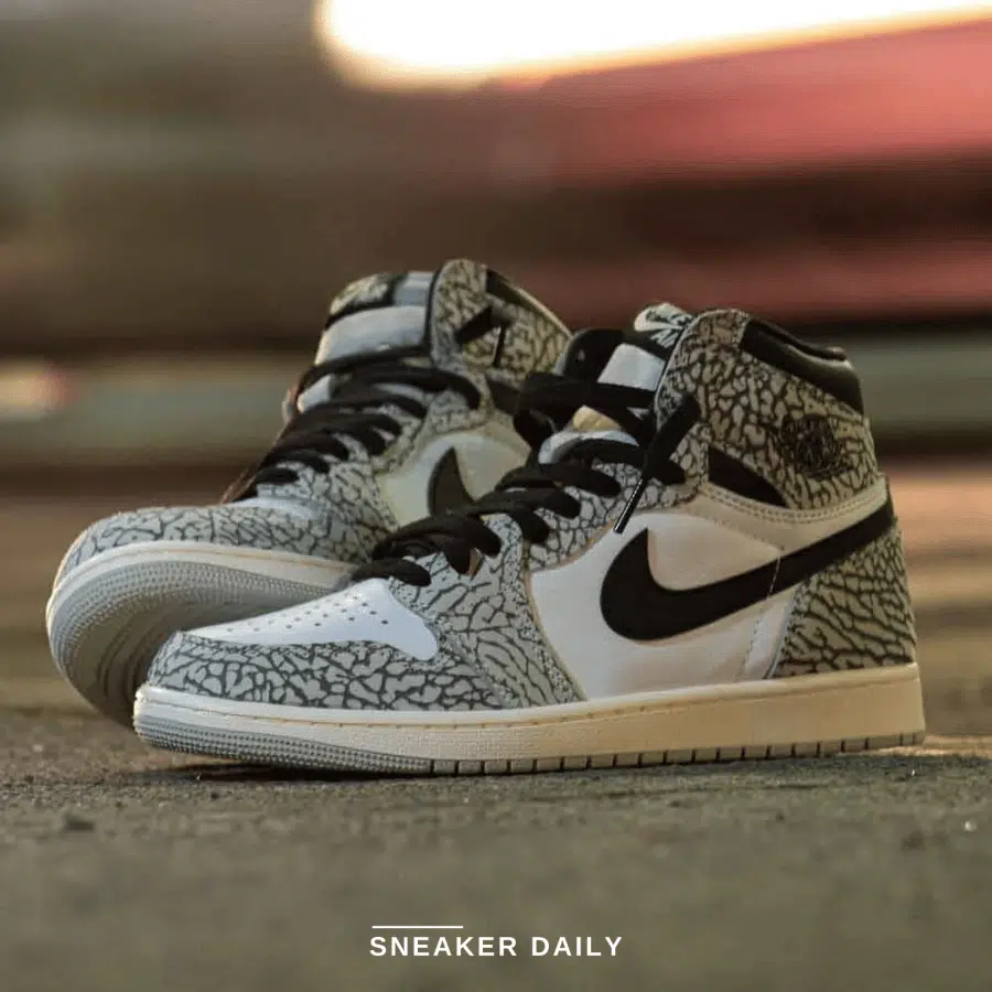 Giày Nike Air Jordan 1 Retro High OG 'White Cement' (GS) FD1437-052