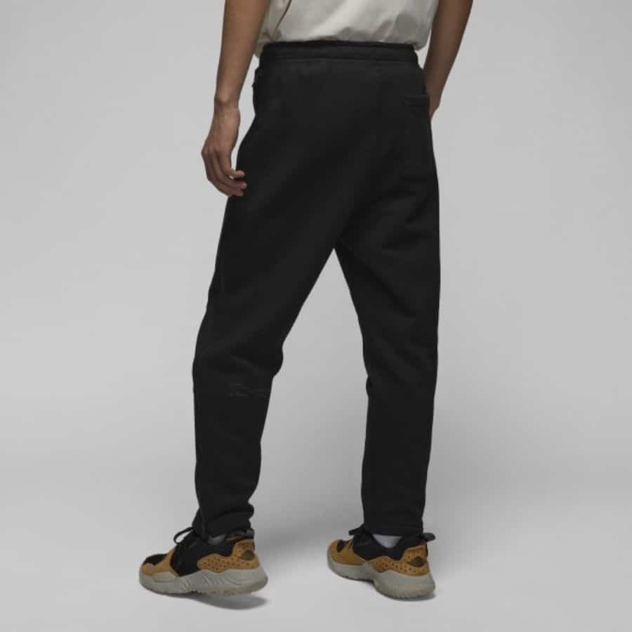 quan-jordan-23-engineered-mens-plush-trousers-dv7688-010