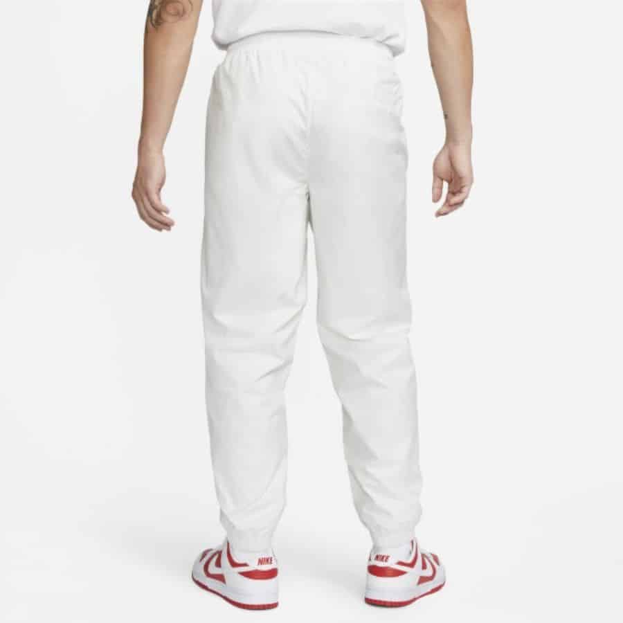 quan-nike-club-mens-woven-trousers-white-dx0622-030
