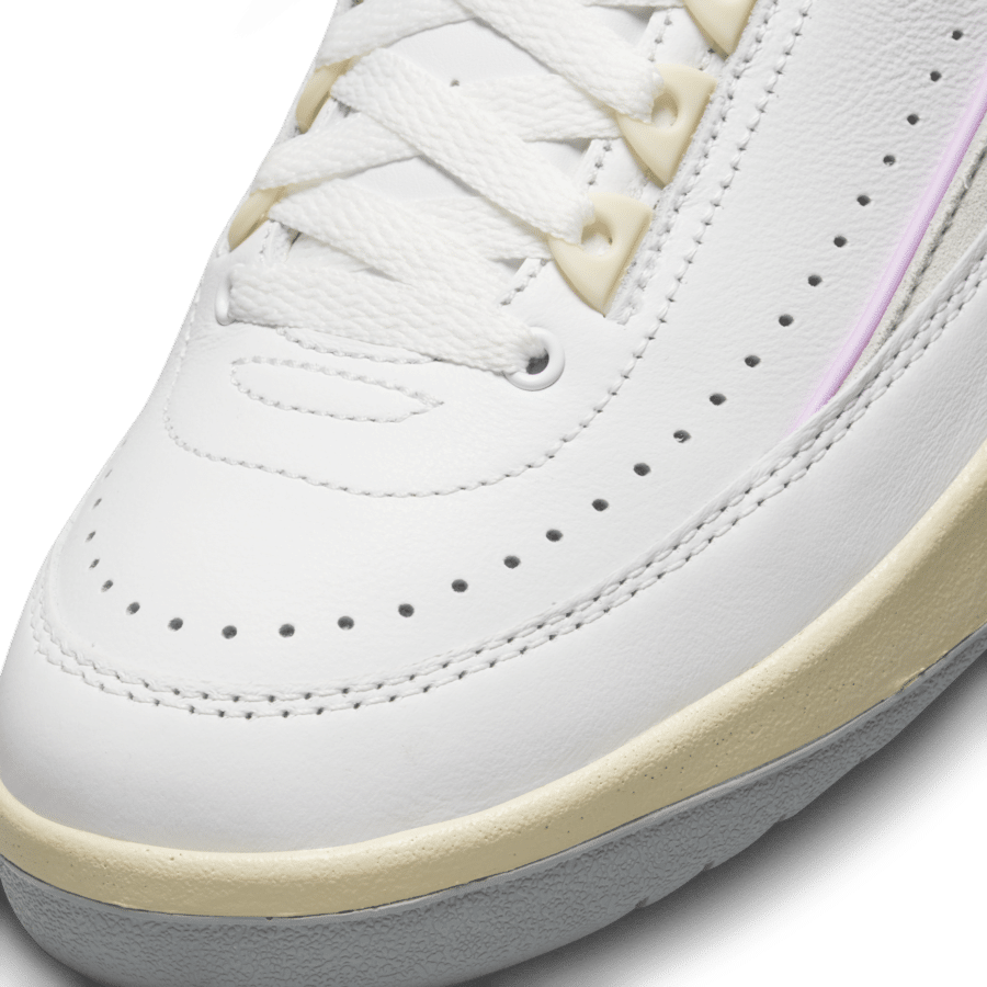 giay-air-jordan-2-retro-low-look-up-in-the-air-dx4401-146