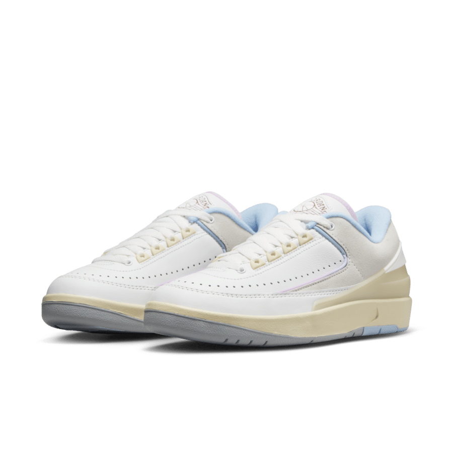 giay-air-jordan-2-retro-low-look-up-in-the-air-dx4401-146