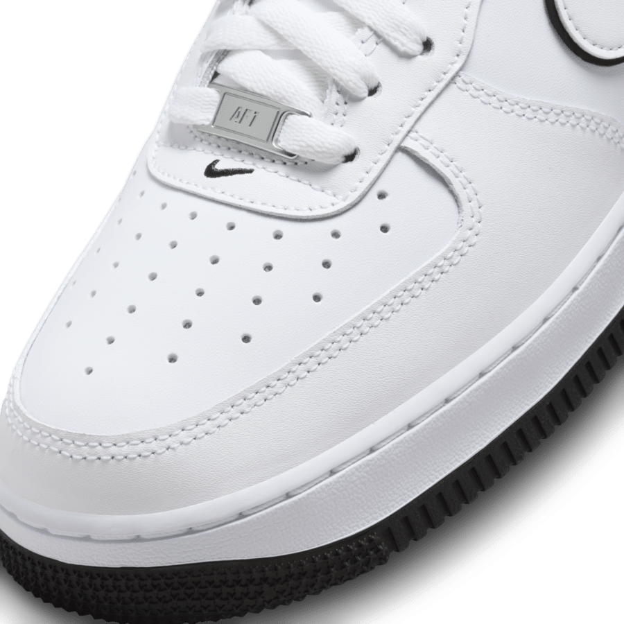 giay-nike-air-force-1-low-white-black-dv0788-103