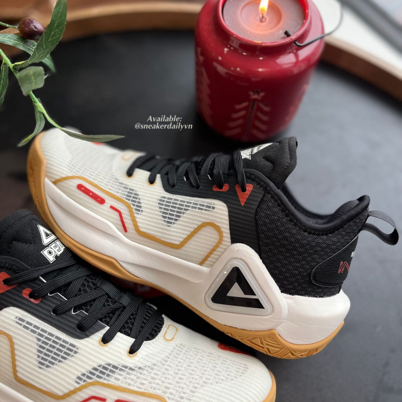 Giày Peak Basketball Sonic Boom Black White E39001atd 