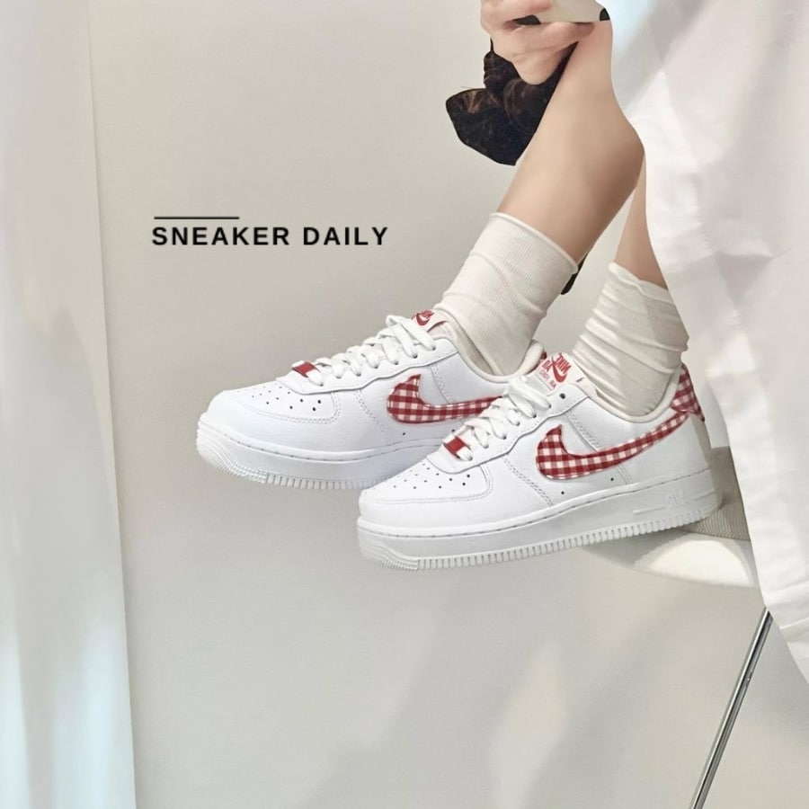 giay nike air force 1 07 essential mystic red gingham dz2784 101 9