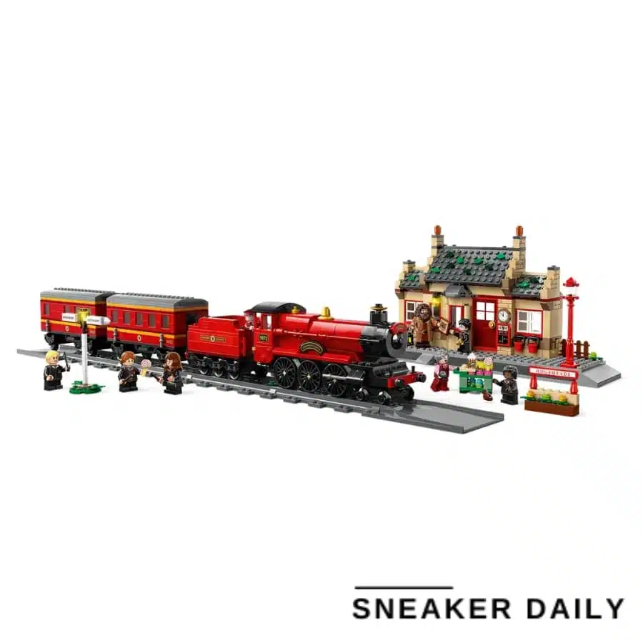 lego hogwarts express ™ train set with hogsmeade station™ 76423