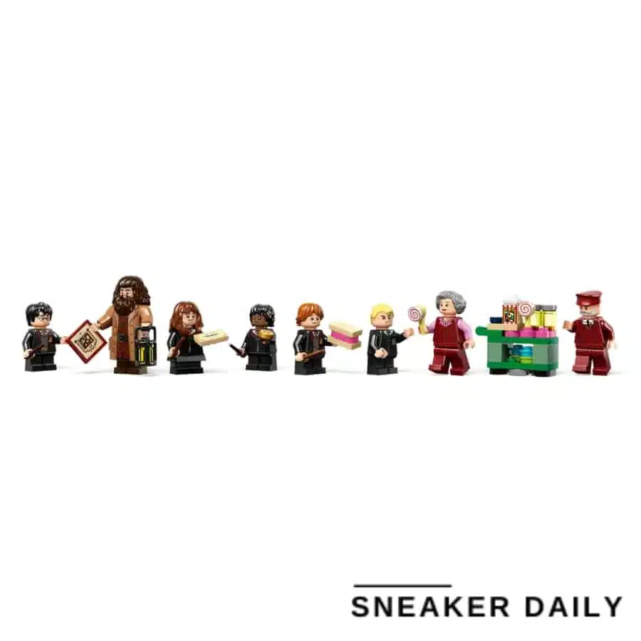 lego hogwarts express ™ train set with hogsmeade station™ 76423