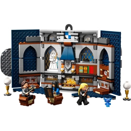 lego ravenclaw™ house banner 76411