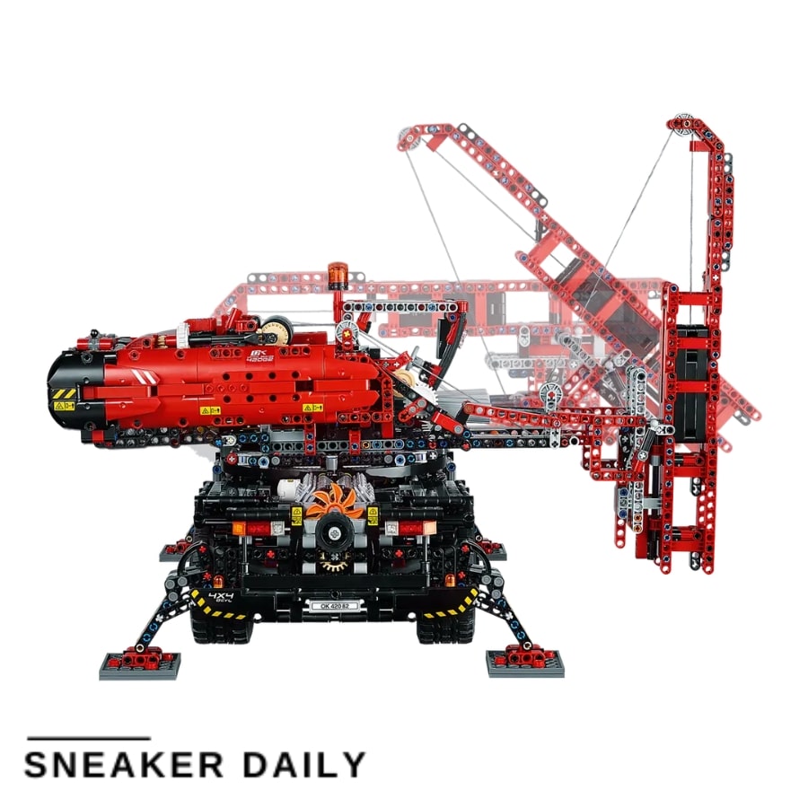 lego rough terrain crane 42082