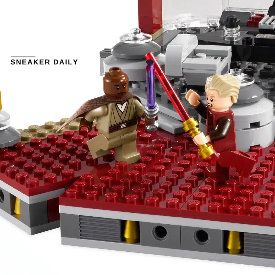 Lego Palpatine's Arrest 9526