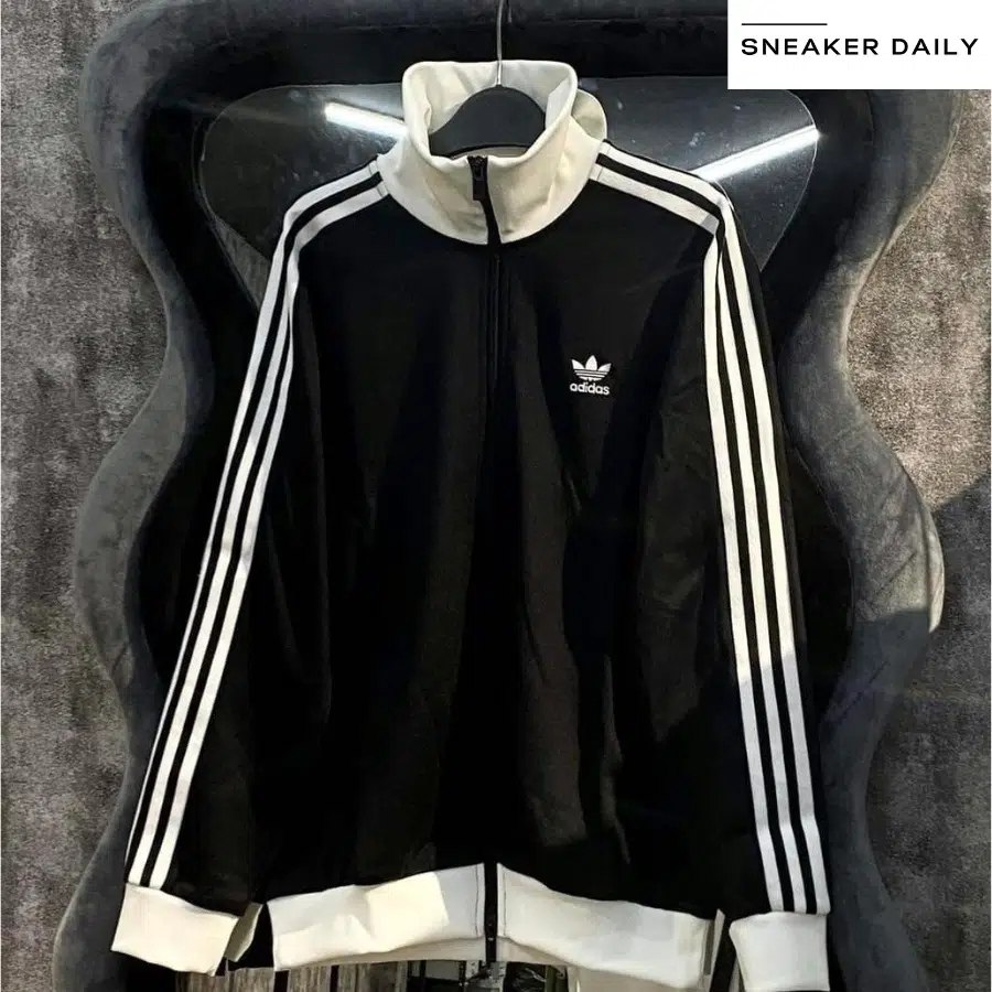 Giày top adidas beckenbauer