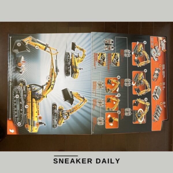 Lego TECHNIC Motorized Excavator 8043