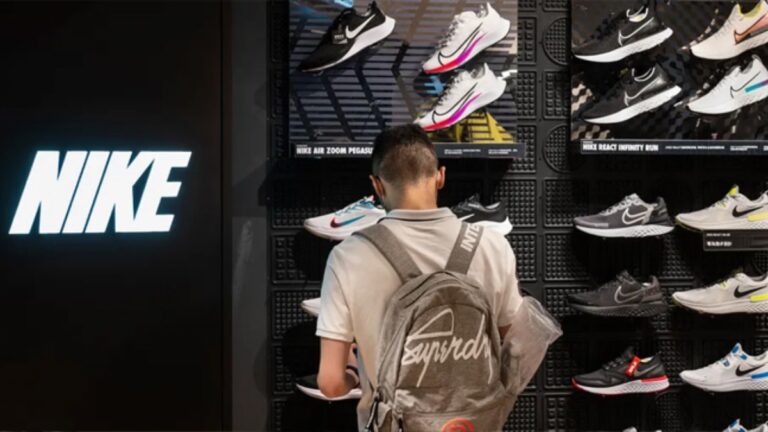 cửa hàng Nike Việt Nam