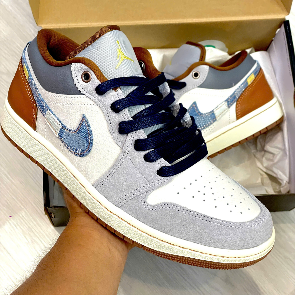 Giày Air Jordan 1 Low SE Phantom 'Denim' FZ5042-041 (4)