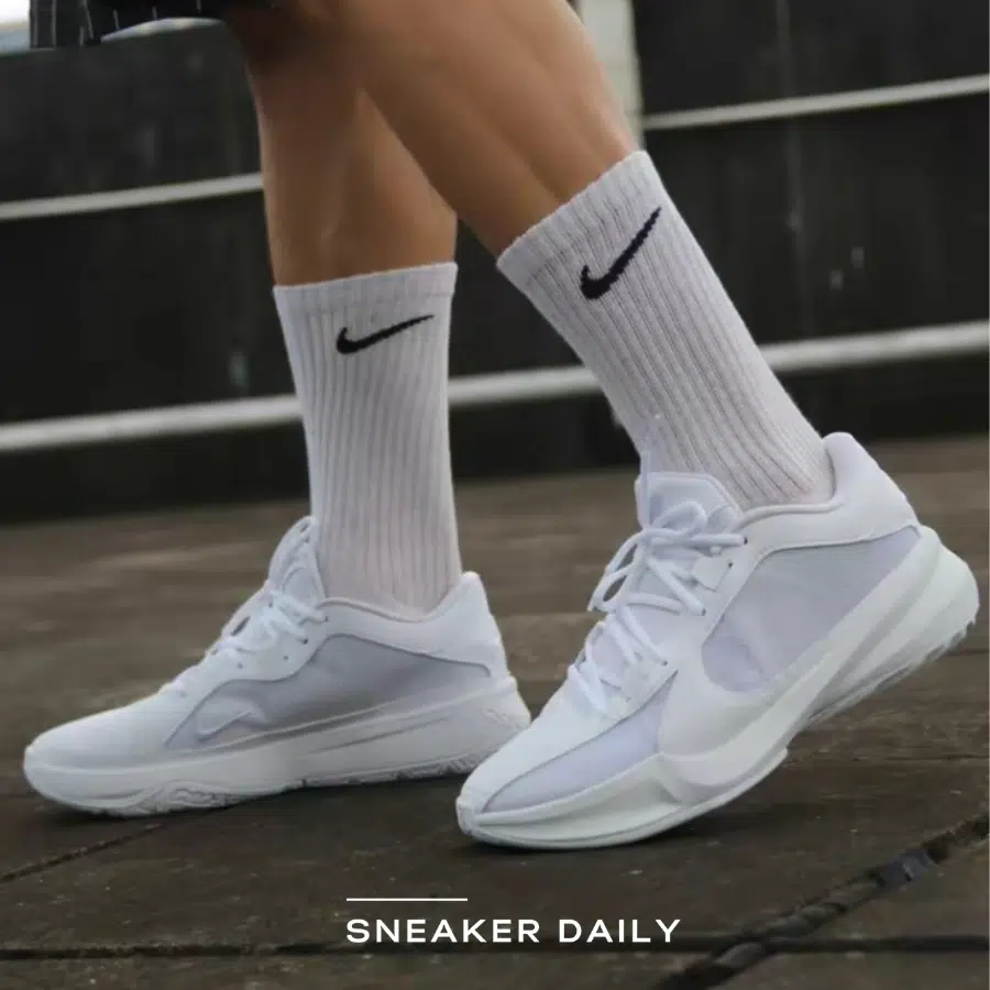 Giày Nike Zoom Freak 5 'Triple White' FN7306-100