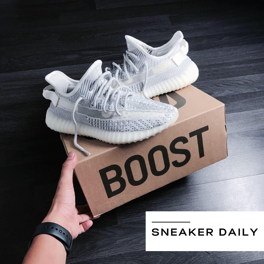 Giay adidas Yeezy Boost 350 V2 Static Non Reflective EF2905