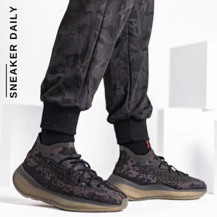 giày adidas yeezy boost 380 'onyx reflective' h02536