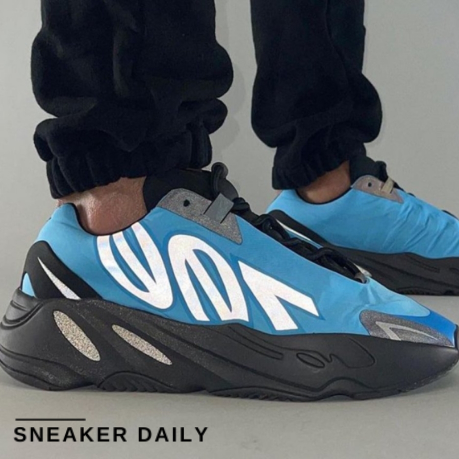 giày adidas yeezy boost 700 mnvn 'bright cyan' gz3079