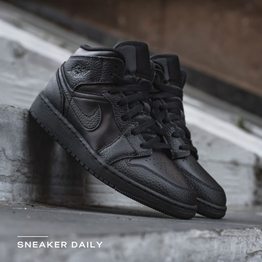 giày air jordan 1 mid 'triple black' 2022 (gs) 554725-093