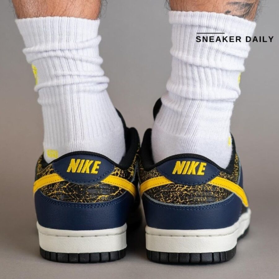 giày nike dunk low 'vintage michigan' fz4014-010