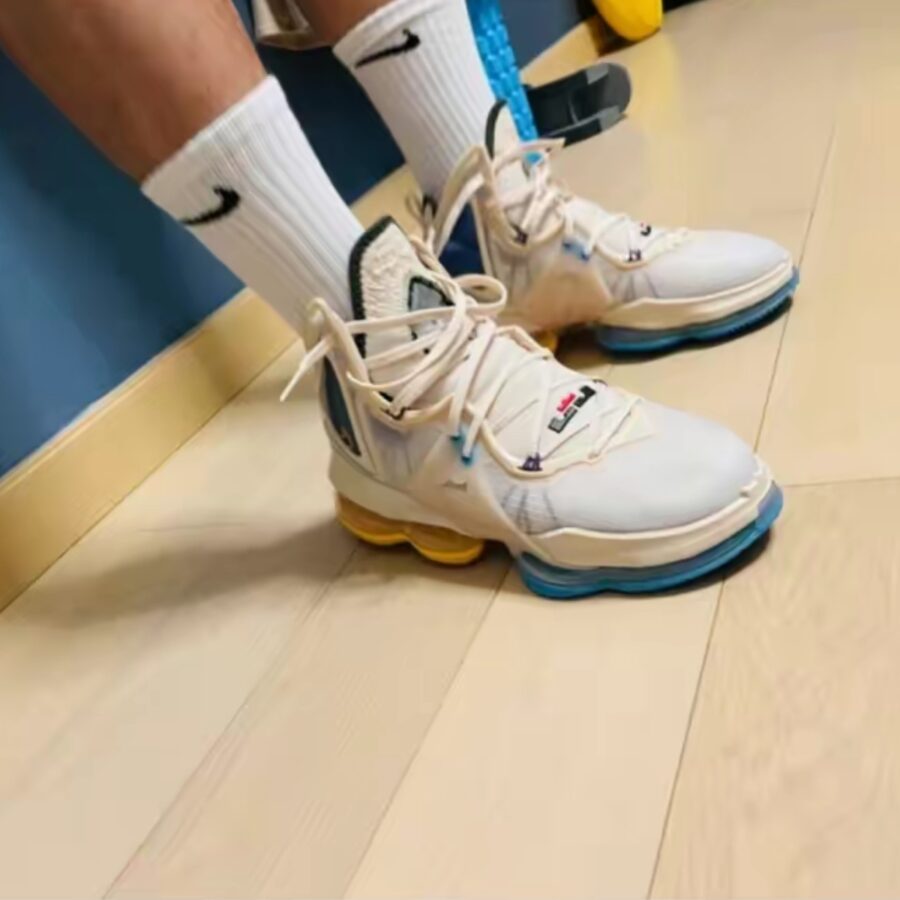 giày nike lebron 19 'minneapolis lakers' dc9339-200