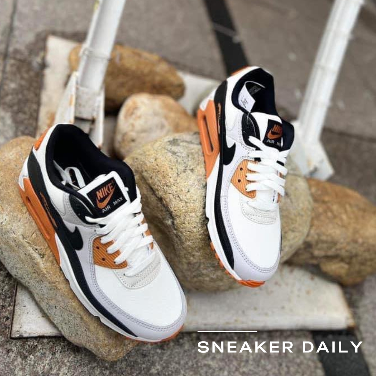 Giày Nike Air Max 90 ‘Monarch’ FB9658-003 - Main Image