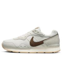 Giày Nike Venture Runner 'White Brown' (WMNS) CK2948-007